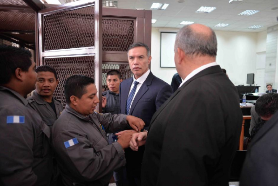 El expresidente del IGSS, Juan de Dios Rodr&iacute;guez, y varios integrantes de la junta directiva, permanecen en prisi&oacute;n preventiva por el caso. (Foto: Archivo/Soy502)