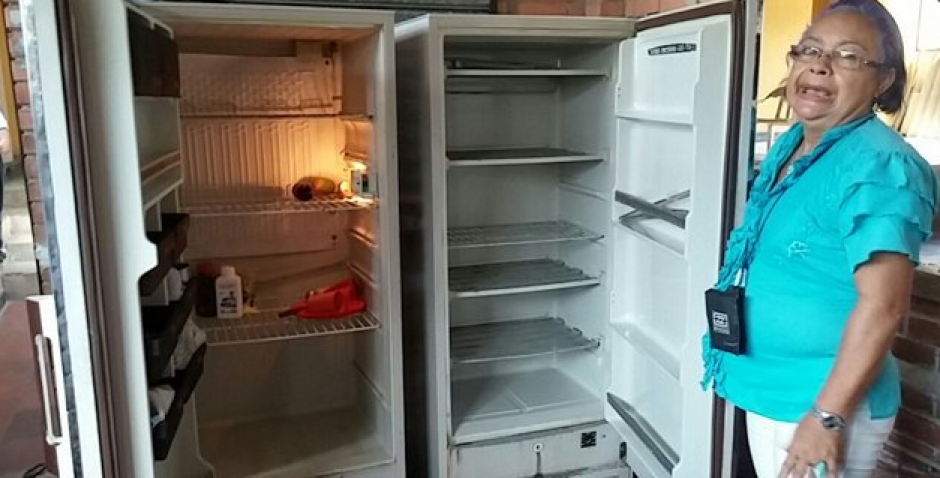Las fotograf&iacute;as de las refrigeradoras de Venezuela se han viralizado. (Foto: Twitter)