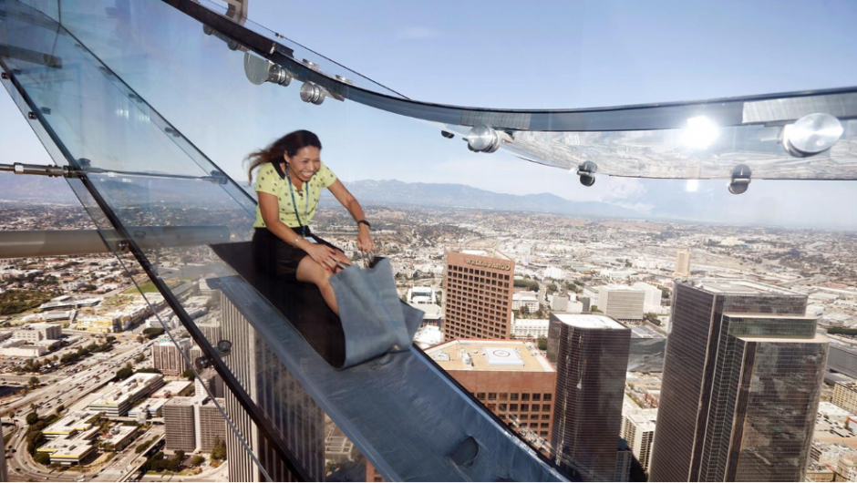 Skyslide es el nuevo atractivo de la ciudad. (Foto: lanacion.com.ar)