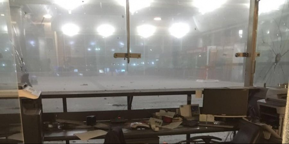 Varios disparos y explosiones se escucharon en el Aeropuerto de Estambul. (Foto: actualidad RT)&nbsp;