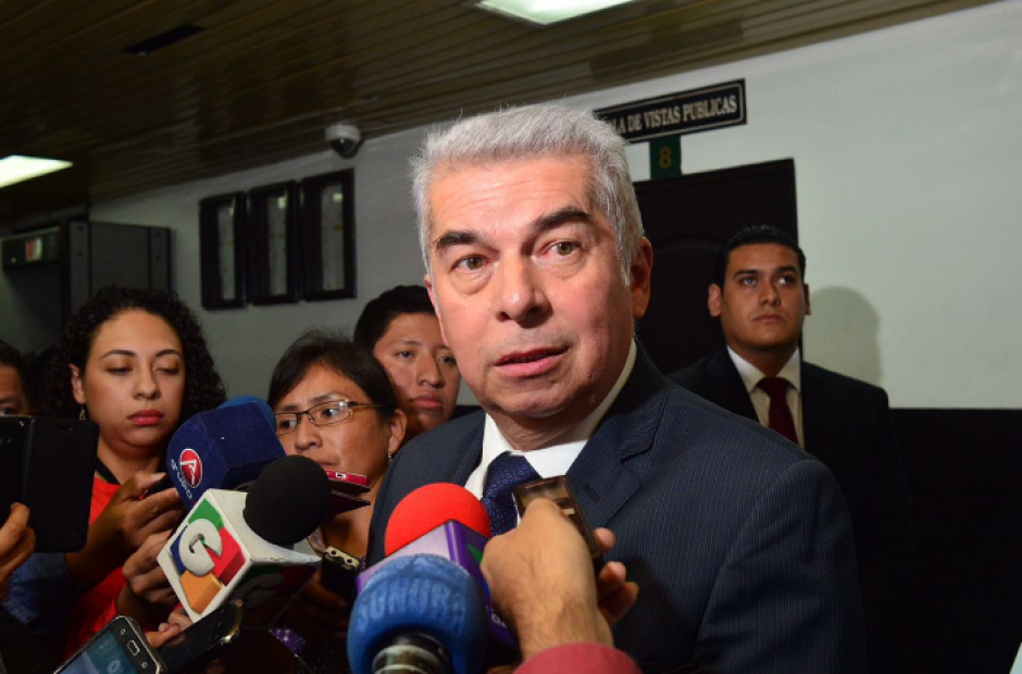 Luis Rabb&eacute; explic&oacute; el procedimiento de elecci&oacute;n y contrataci&oacute;n de personal del Congreso. (Foto: Jes&uacute;s Alfonso/Soy502)