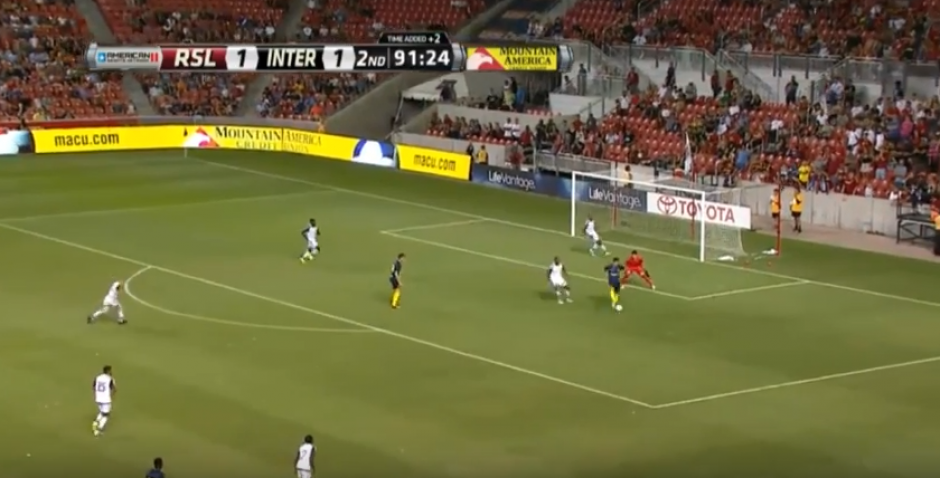 El momento del golazo del delantero contra el Real Salt Lake. (Captura de pantalla)