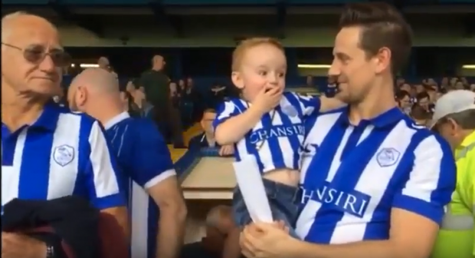 As&iacute; reaccion&oacute; el peque&ntilde;o cuando vio Hillsborough. (Captura de Pantalla)