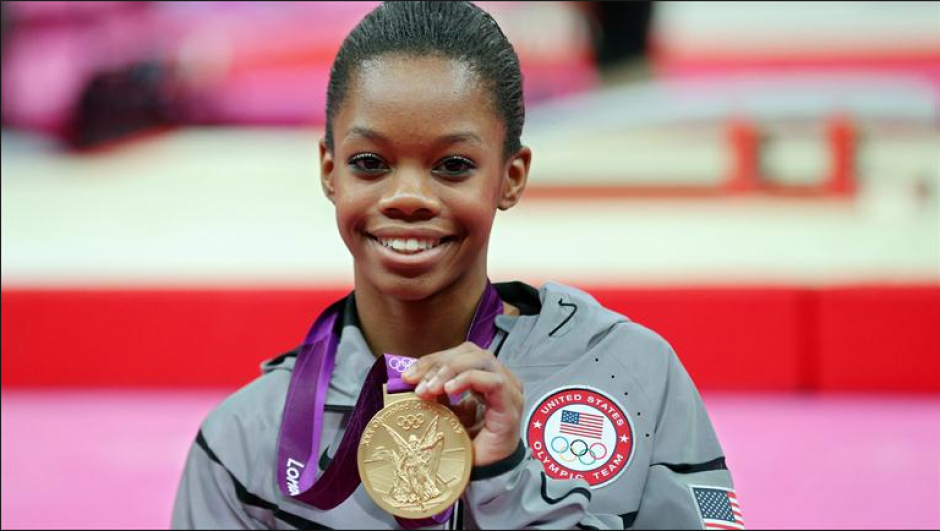 Gabby Douglas, que impresion&oacute; en Londres, est&aacute; de vuelta. (Biography.com)