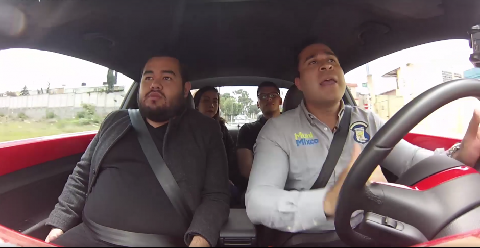 Neto Bran hace la invitaci&oacute;n a compartir veh&iacute;culos para disminuir el tr&aacute;nsito. (Foto: Captura de pantalla)