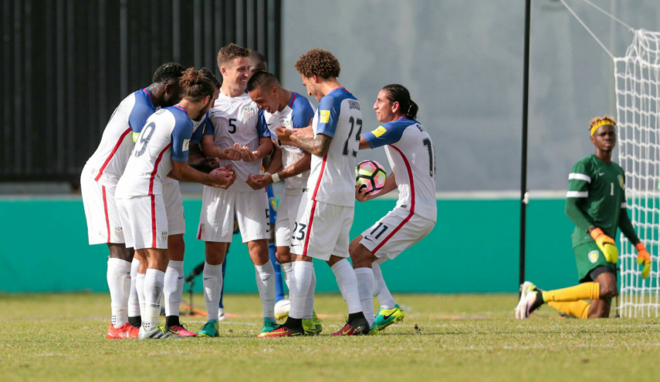 Estados Unidos puso un pie y medio en la Hexagonal. (Foto: Fox Soccer)