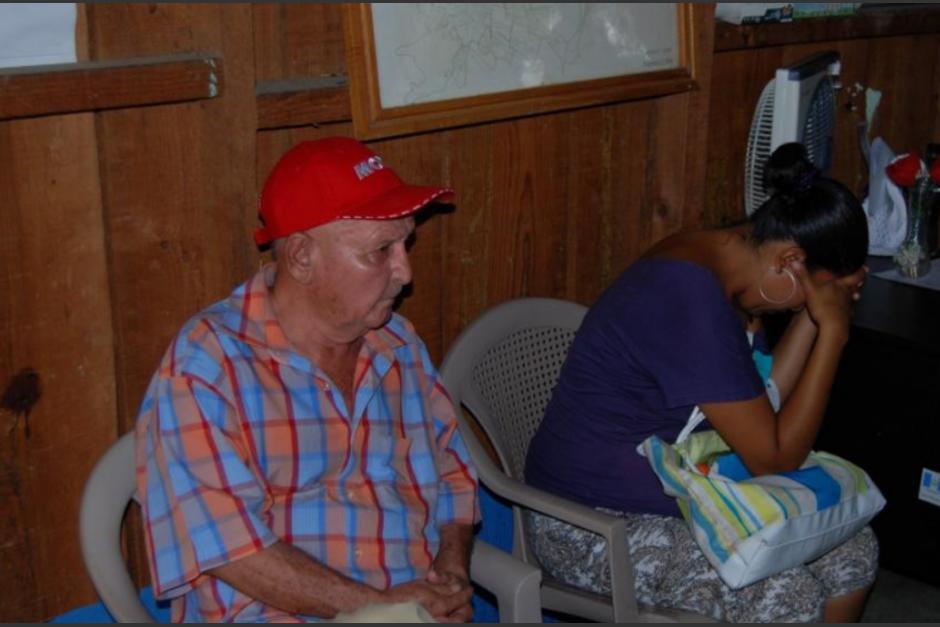 El exmiembro del Concejo de la Municipalidad de Chiquimula fue capturado en un hotel junto a la menor de ocho a&ntilde;os. (Foto: Rescate S-20)
