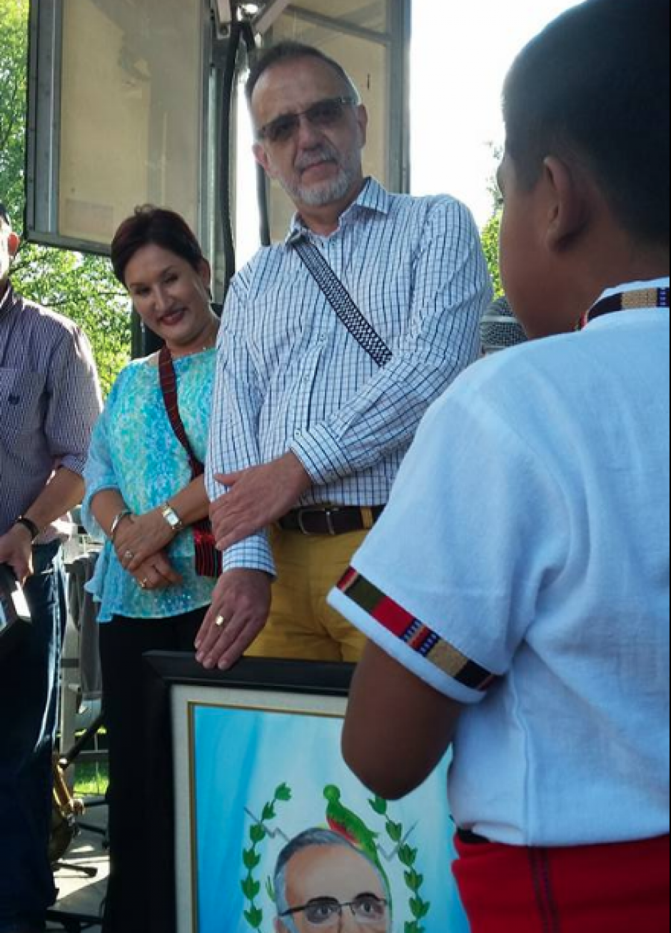 El peque&ntilde;o de padres guatemaltecos, nacido en EE.UU., se refiri&oacute; a Vel&aacute;squez y Aldana en nombre de la ni&ntilde;ez guatemalteca. (Foto: Guate Fest)