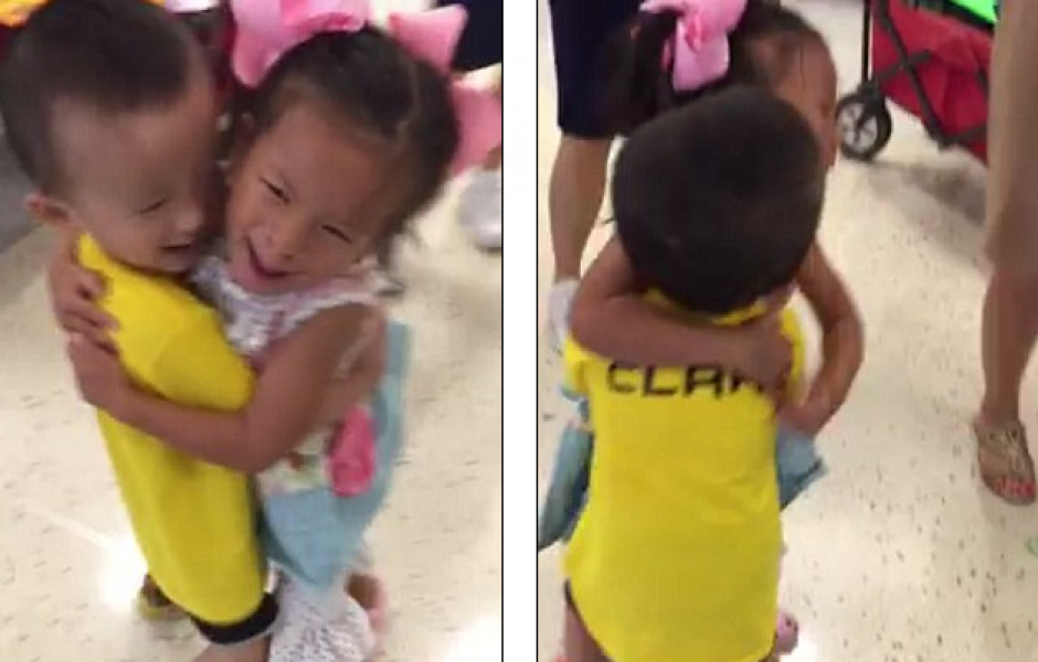 Los peque&ntilde;os se reencontraron y demostraron su felicidad con un abrazo. (Foto: dailymail.co.uk)