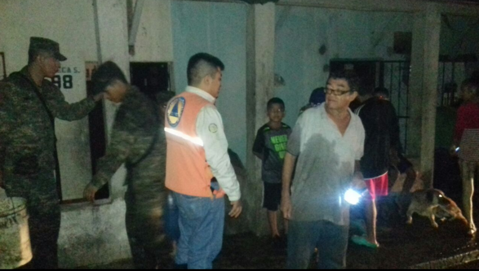 El sistema de emergencia se activ&oacute; en Mazatenango. (Foto: Conred) 