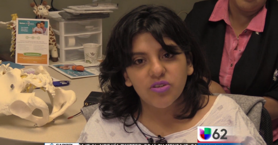 Stefany Santos empez&oacute; a notar que algo no estaba bien con su espalda hace cuatro a&ntilde;os. (Captura Youtube)