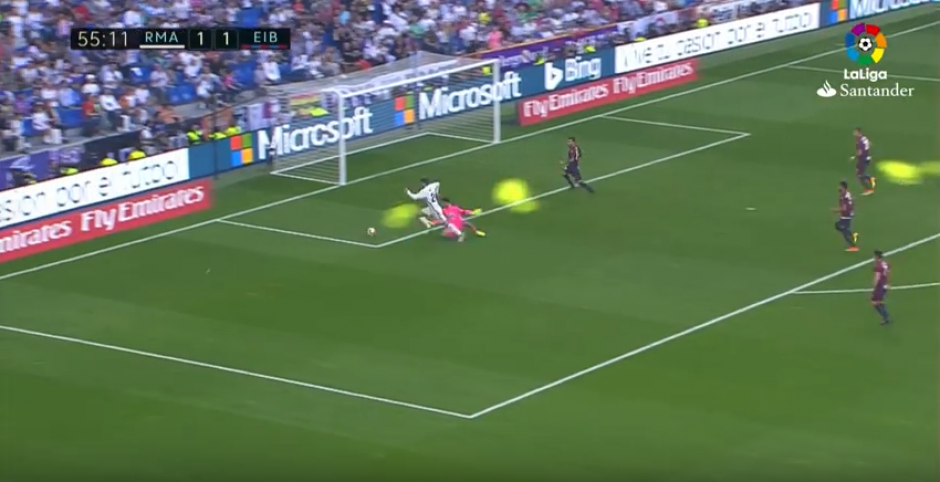 Morata se llev&oacute; una amarilla por tirarse en el &aacute;rea. (Captura de Pantalla)