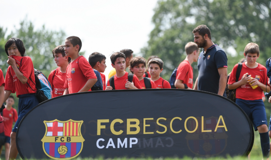 Ni&ntilde;os de 6 a j&oacute;venes de 18 podr&aacute;n estar en la escuela. (Foto: FCBEscola)