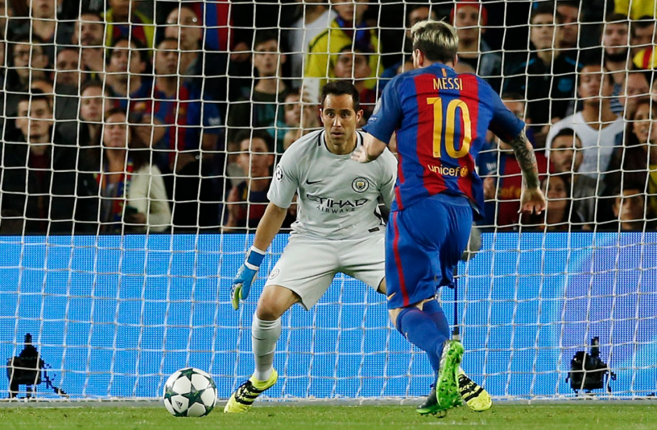 Parec&iacute;a que Messi iba a rematar... (Foto: Squawka)