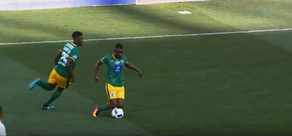 A Sipho Moeti se le ocurri&oacute; ser creativo... (Imagen: captura de pantalla)