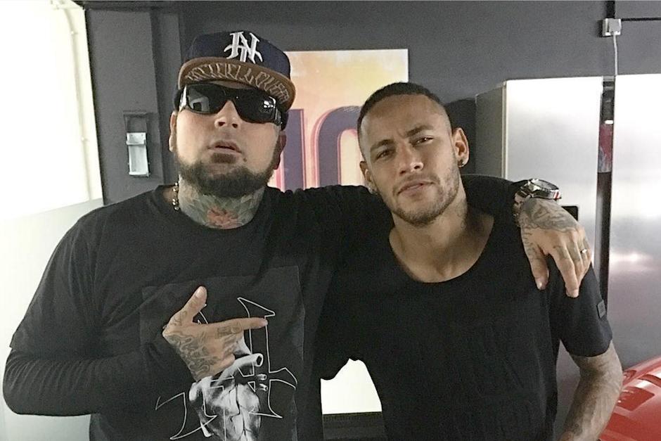 El delantero del FC Barcelona se hizo un nuevo tatuaje. (Foto: Instagram/adaorosatattoo)