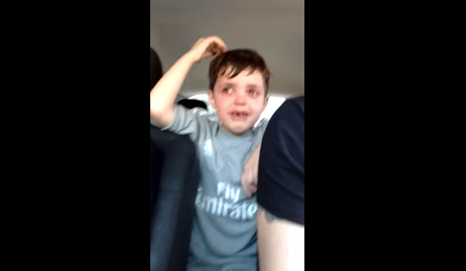 Un ni&ntilde;o en Argentina se hace viral por su indignaci&oacute;n. (Foto: Captura YouTube)