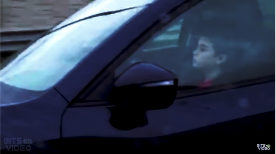 Un video muestra c&oacute;mo un ni&ntilde;o va manejando una camioneta familiar. (Imagen: captura de YouTube)