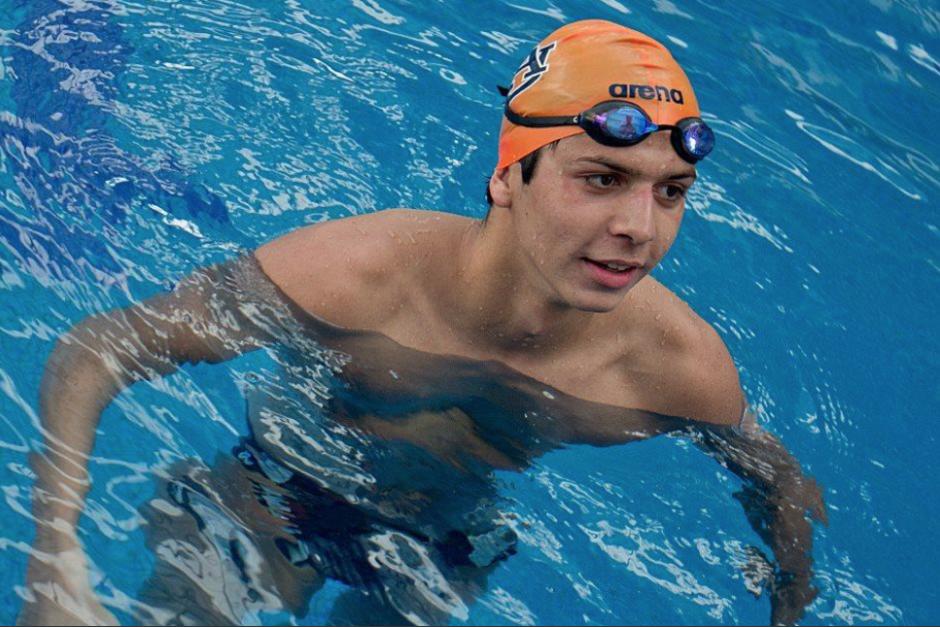 Luis Carlos Mart&iacute;nez es nadador para los Auburn Tigers. (Foto: Archivo/Soy502)