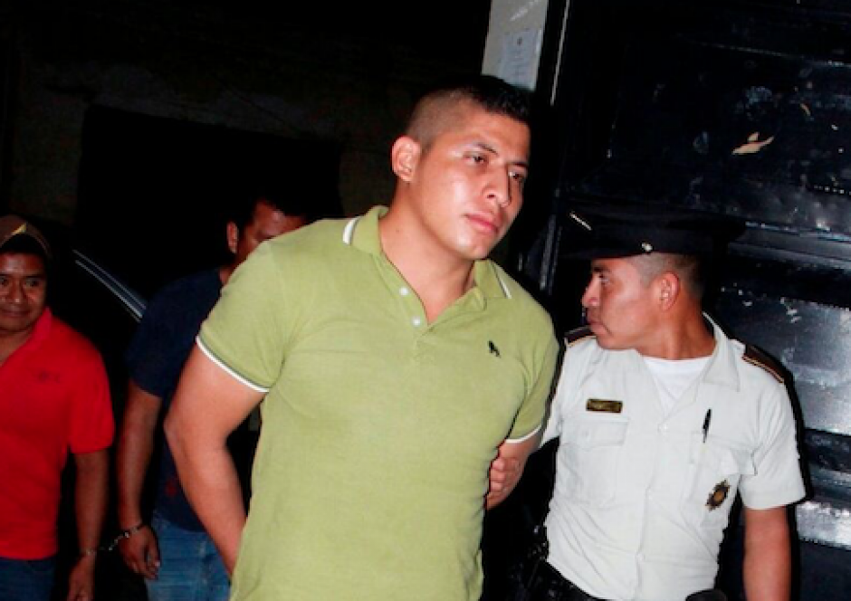 Pablo David Guevara Roca fue capturado por haber sepultado a su hermano de manera ilegal para esconder el cuerpo. (Foto: PNC) 