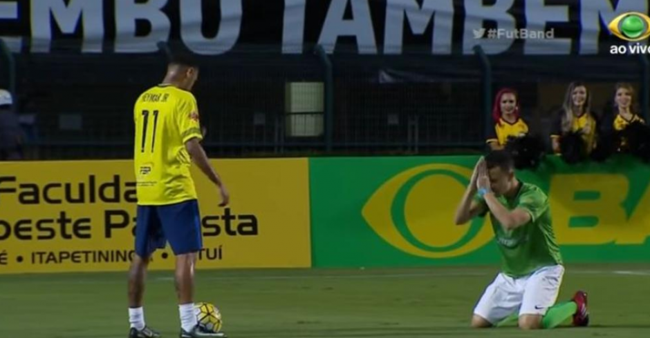 Imagen de la divertida escena. (Captura de Pantalla)