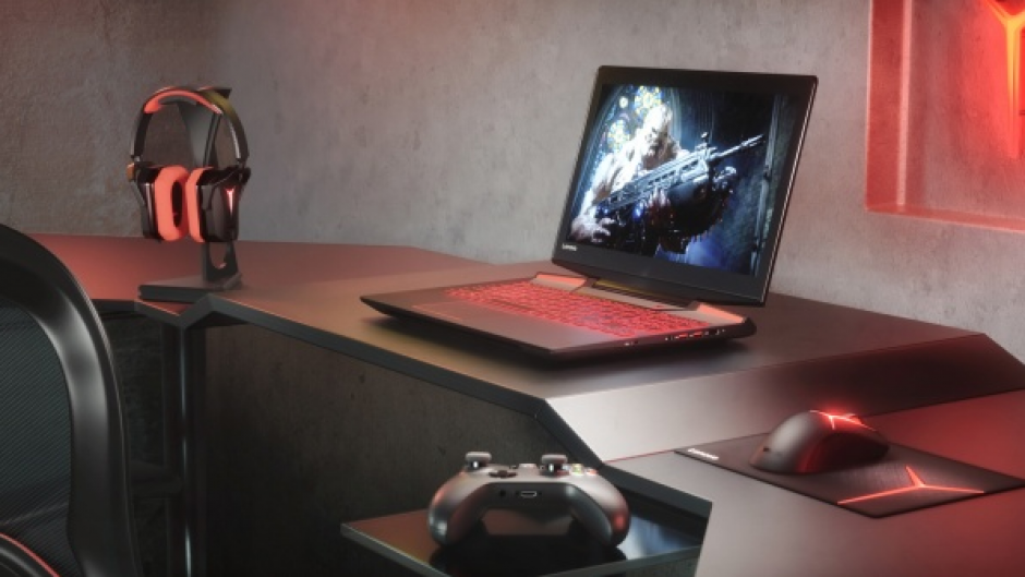 La computadora port&aacute;til Lenovo Legion Y720 ofrece la posibilidad de realidad virtual a sus usuarios.  (Foto: PC Perspective)