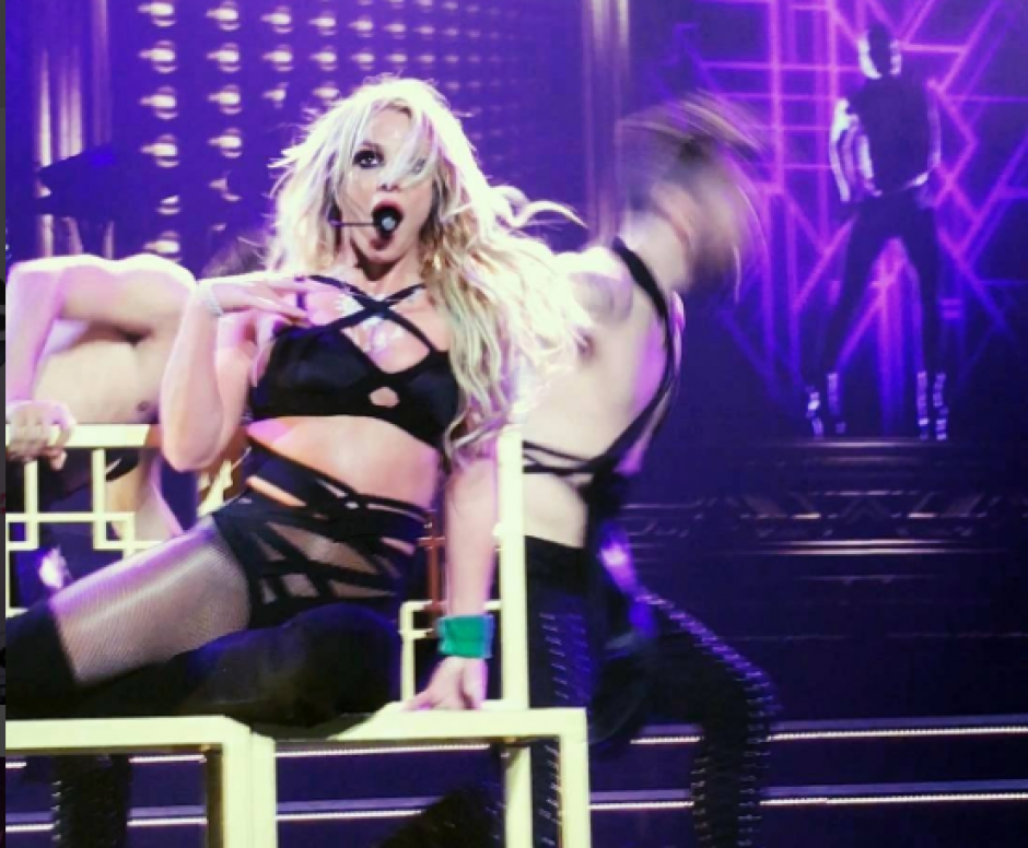 Britney Spears sigue mostrando su lado m&aacute;s sexi. (Foto: Captura de YouTube)