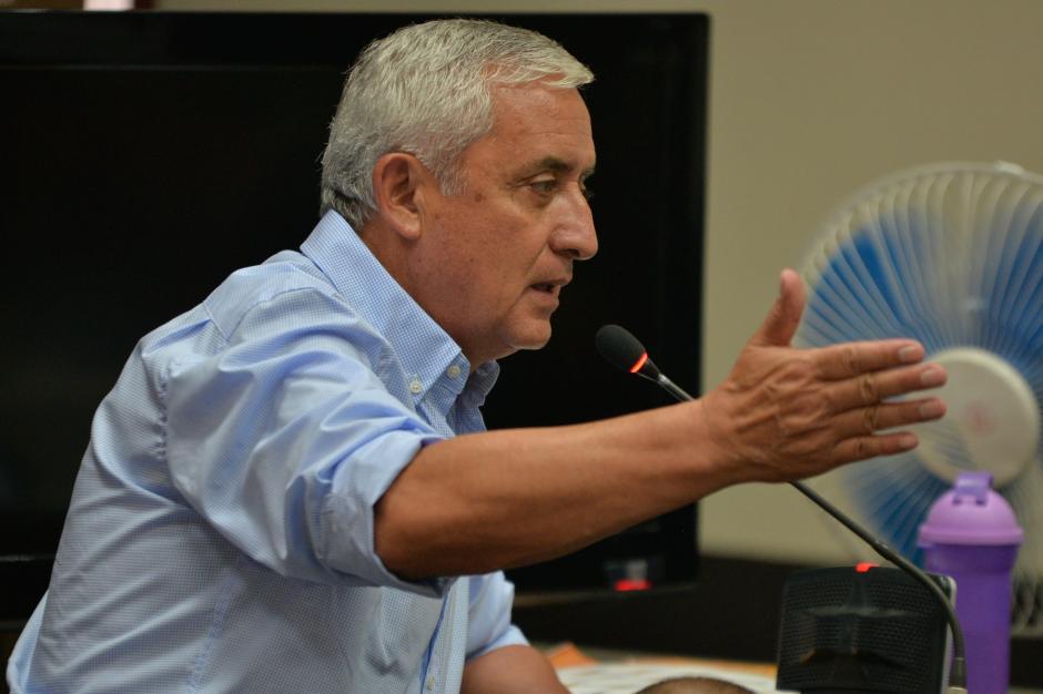 Otto P&eacute;rez tom&oacute; la palabra mientras discut&iacute;an sobre un recurso de la defensa. (Foto: Wilder L&oacute;pez/Soy502)