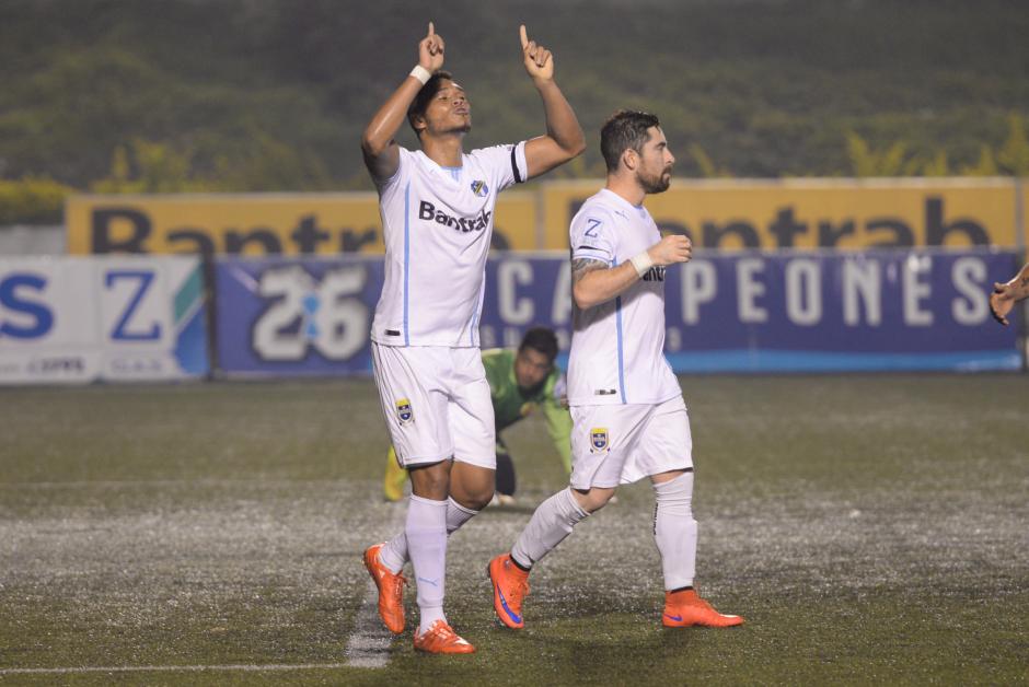 Los Cremas celebraron dos veces ante Marquense. (Foto: Nuestro Diario)