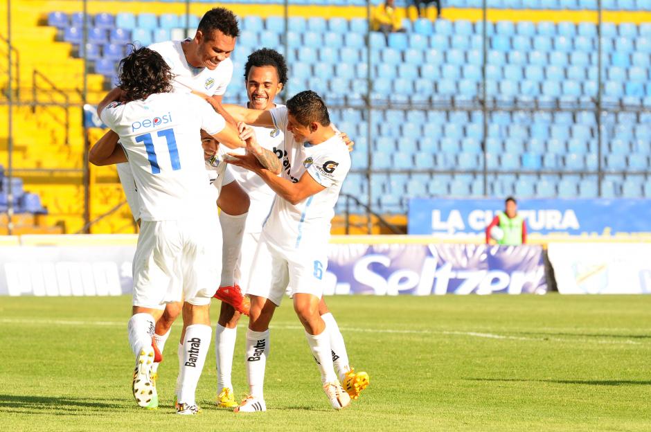 Los cremas hicieron una fiesta de goles ante Universidad. (Foto: Nuestro Diario)