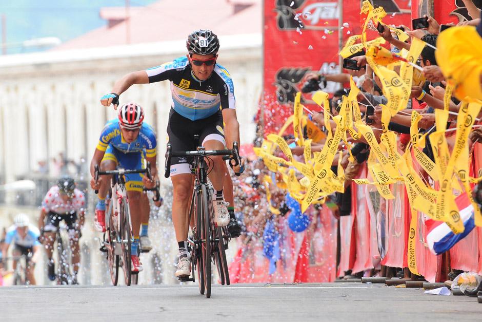 El espa&ntilde;ol &Oacute;scar Sevilla se qued&oacute; con el triunfo de la "etapa reina". (Foto: Sergio Mu&ntilde;oz/Nuestro Diario)