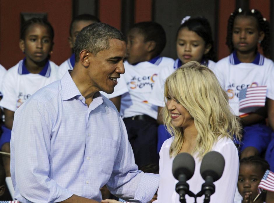 Shakira se une a campaña para ampliar educación apoyada por Obama