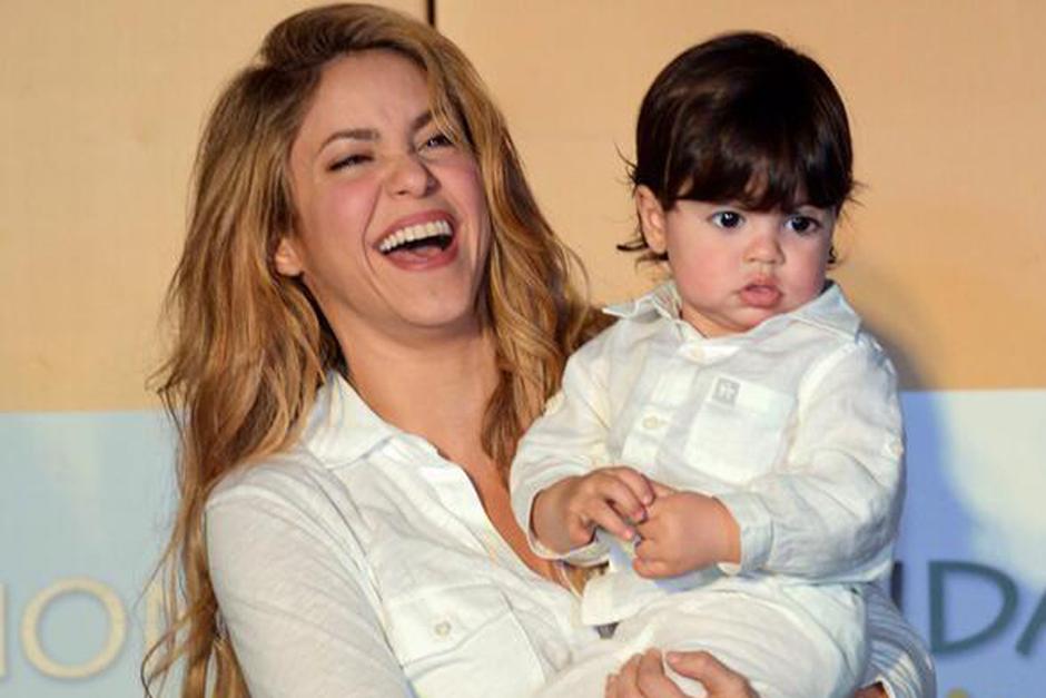El hijo de la cantante colombiana Shakira y el futbolista espa&ntilde;ol Gerard Piqu&eacute;, ya puede leer palabras como mam&aacute;, pap&aacute; y nene.