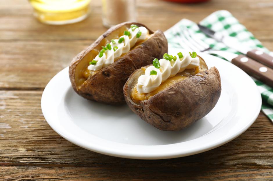 La nueva Hellmann&acute;s Oliva es una fusi&oacute;n de mayonesa y aceite de oliva extra virgen, con aportes nutricionales y bajo en grasa. (Foto: Shutterstock)