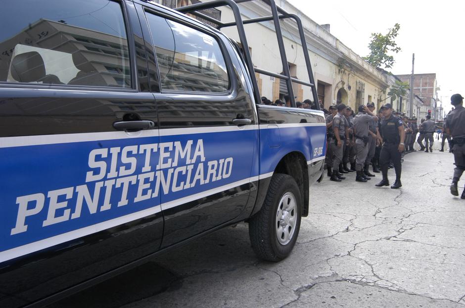 Este jueves se eligi&oacute; al nuevo Director del Sistema Penitenciario, Anthony Giovanni Pivaral de Le&oacute;n, quien sustituir&aacute; a Edgar Camargo. (todonoticias.com)
