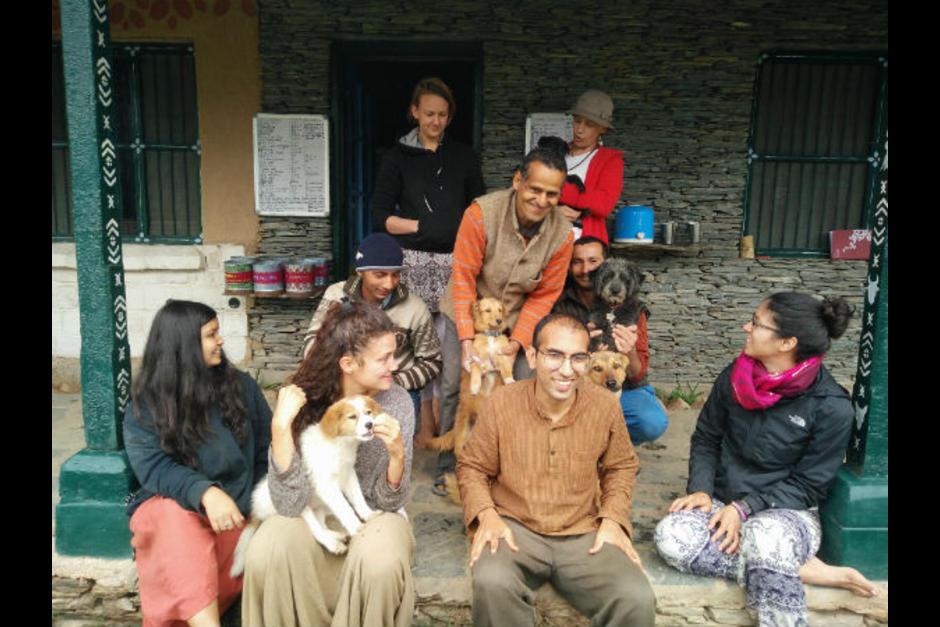 En la India hay un voluntariado que se dedica a rescatar y curar animales heridos. (Foto: Badmash Peepal)