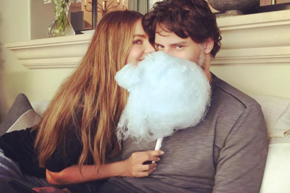 En Instagram, la actriz colombiana Sof&iacute;a Vergara celebra dos a&ntilde;os de relaci&oacute;n. (Foto: Instagram)
