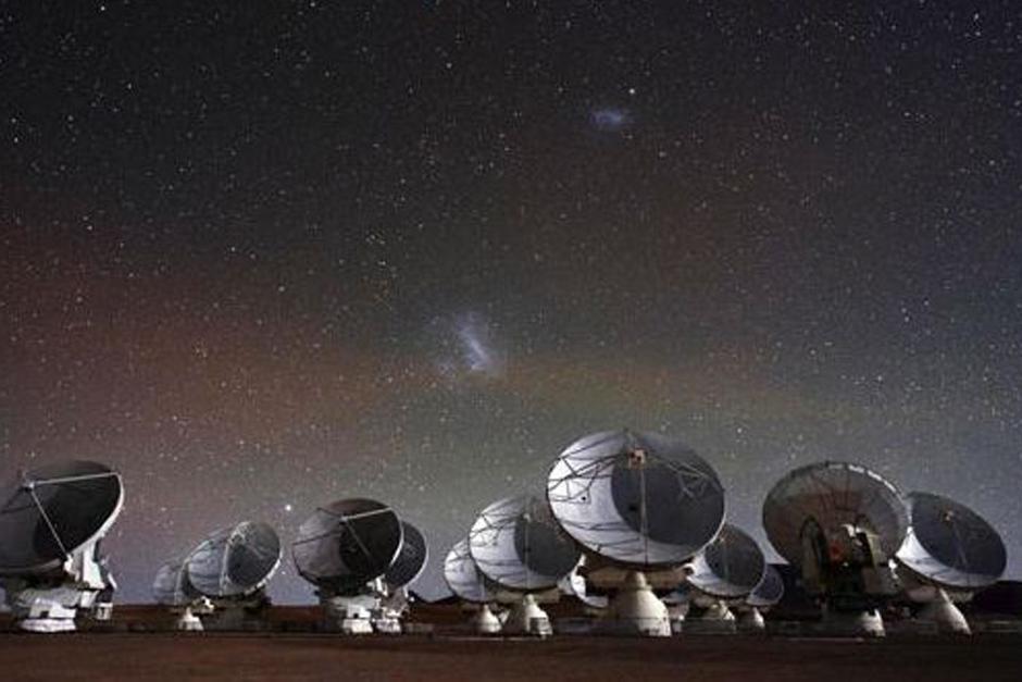Un grupo de astronomos ha detectado una se&ntilde;al que viene del espacio profundo. (Foto:&nbsp;radio.uchile.cl)