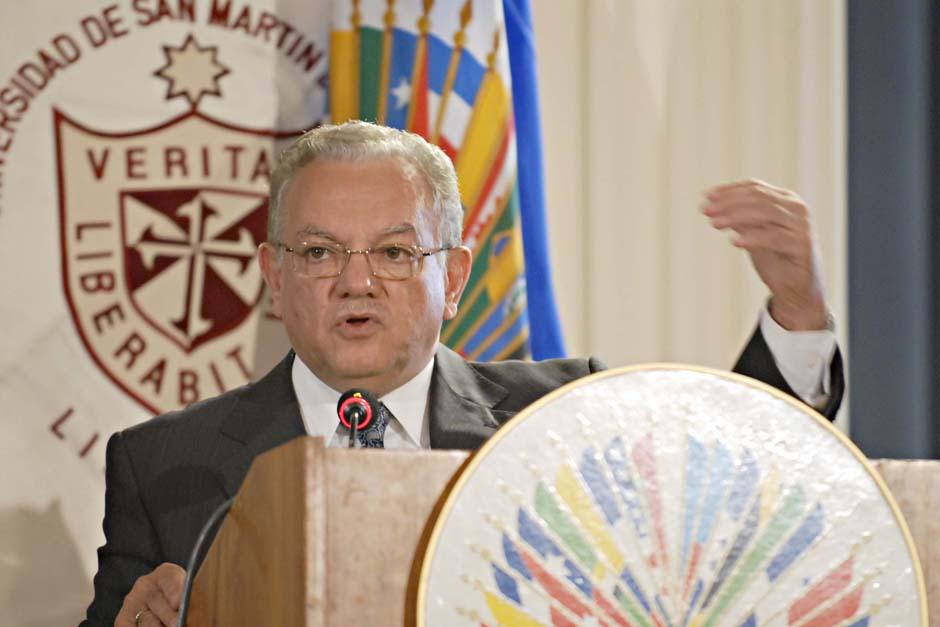 El exvicepresidente de Guatemala, Eduardo Stein, anunció que se retira formalmente del proceso de elección del próximo secretario General de la OEA. (Foto: OEA)