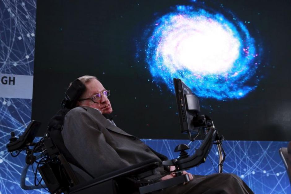 Seg&uacute;n el cient&iacute;fico brit&aacute;nico Stephen Hawking, los asteroides representan una seria amenaza para la Tierra. (Imagen: captura de YouTube)