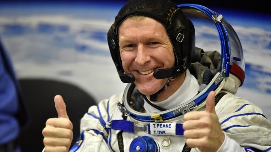 Una de las complicadas tareas a las que se enfrentan los astronautas es al momento de ir al ba&ntilde;o. (Foto: Univisi&oacute;n)