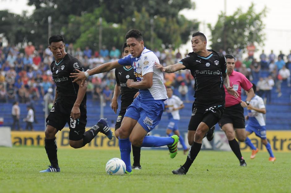 Suchi gan&oacute; su octavo partido del Clausura 2016 y alcanz&oacute; 26 puntos en la tabla. (Foto: Orlando Chile/Nuestro Diario)