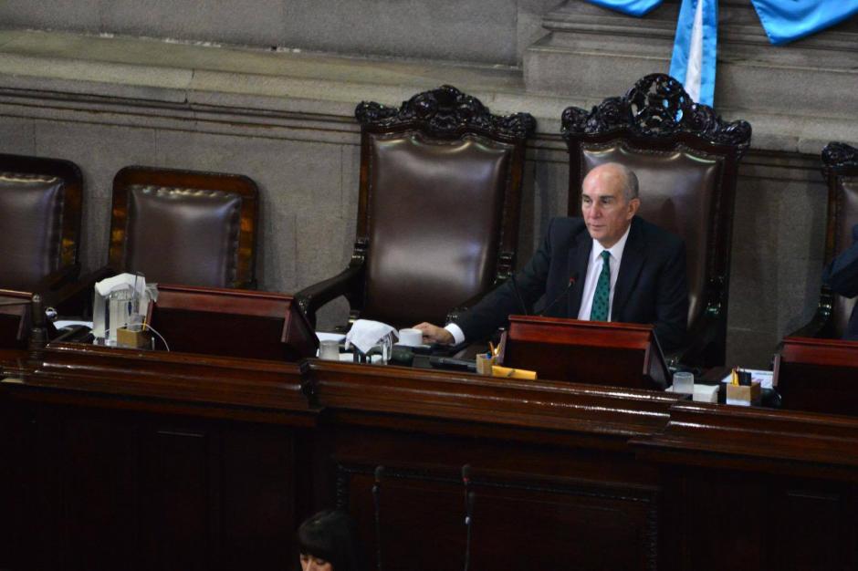 El Presidente del Congreso ha perdido el respaldo de varios legisladores, incluidos algunos de su bancada. (Foto: Archivo/Soy502)