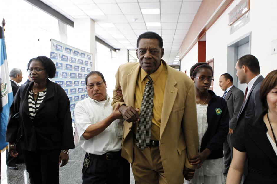 El Congreso de la Rep&uacute;blica nombr&oacute; Ciudadano Ilustre a Teodoro Palacios Flores, nombramiento que incluye un aumento a su pensi&oacute;n, que ser&aacute; de 8 mil quetzales mensuales. (Foto: Esteban Biba/Soy502)