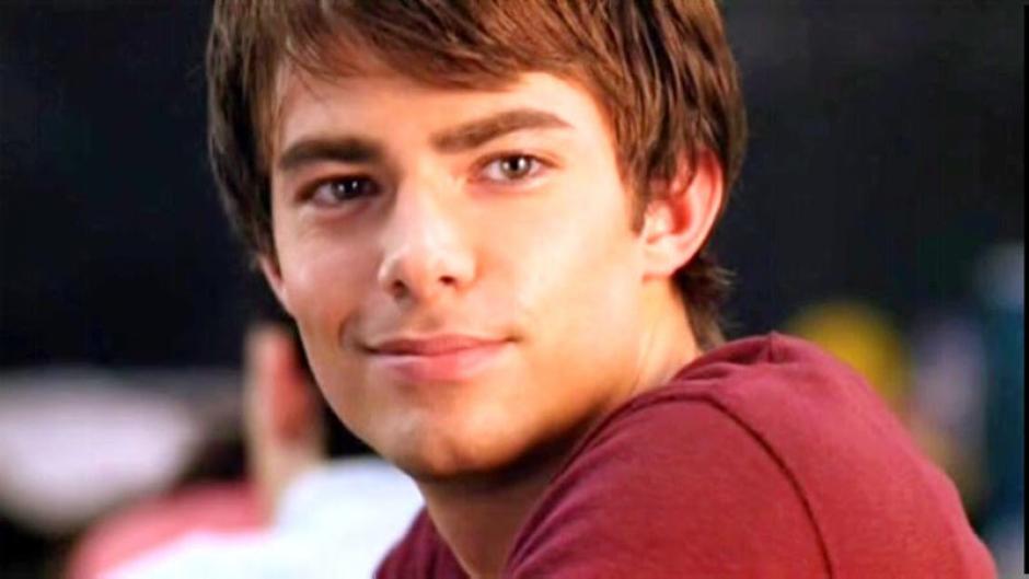 El famoso actu&oacute; como Aaron Samuels en la pel&iacute;cula Chicas pesadas. (Foto: theoutguide.com)