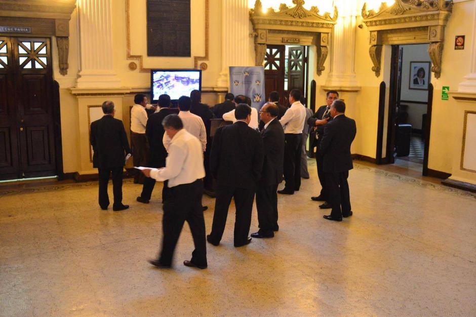 300 empleados quedaron en "disponibilidad" luego que los diputados para los que trabajaban no fueron reelectos. (Foto: Jesús Alfonso/Soy502)