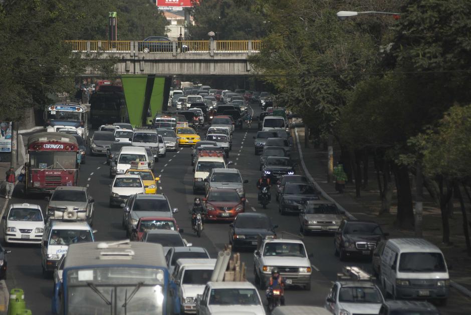 Según la SAT, en menos de una semana más de un millón de vehículos pagaron su impuesto de circulación de vehículos. (Foto: Jesús Alfonso/Soy502)