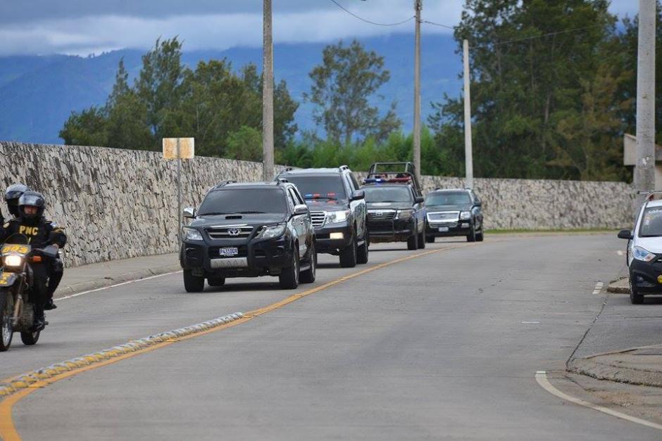 Roxana Baldetti fue trasladada bajo un fuerte dispositivo de seguridad desde el Centro Médico Militar a Santa Teresa. &nbsp;(Foto: Wilder López/Soy502)&nbsp;