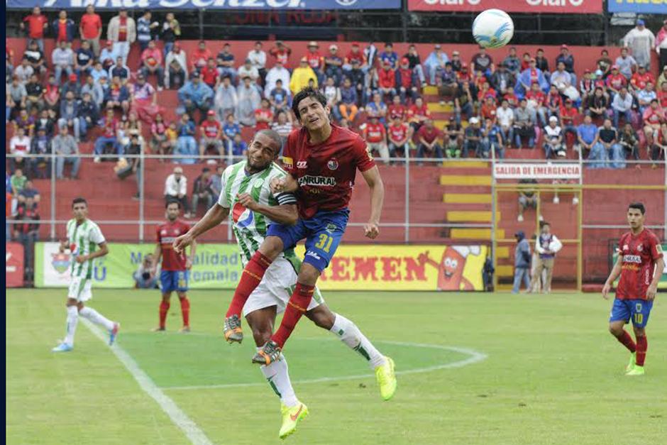 Municipal empat&oacute; ante Antigua GFC en el estadio Manuel Felipe Carrera, pero a&uacute;n as&iacute; se acerc&oacute; un punto m&aacute;s al l&iacute;der Marquense. (Foto: Nuestro Diario)