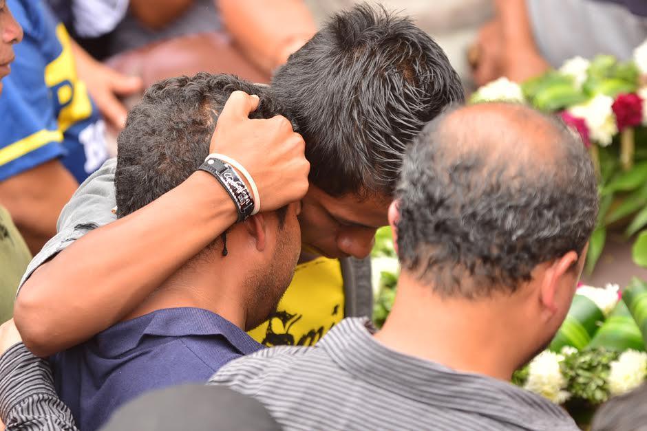 El Gobierno de la República declaró tres días de Duelo Nacional por las víctimas de la tragedia ocurrida en El Cambray II, en Santa Catarina Pinula. (Foto Archivo: Alejandro Balán/Soy502)